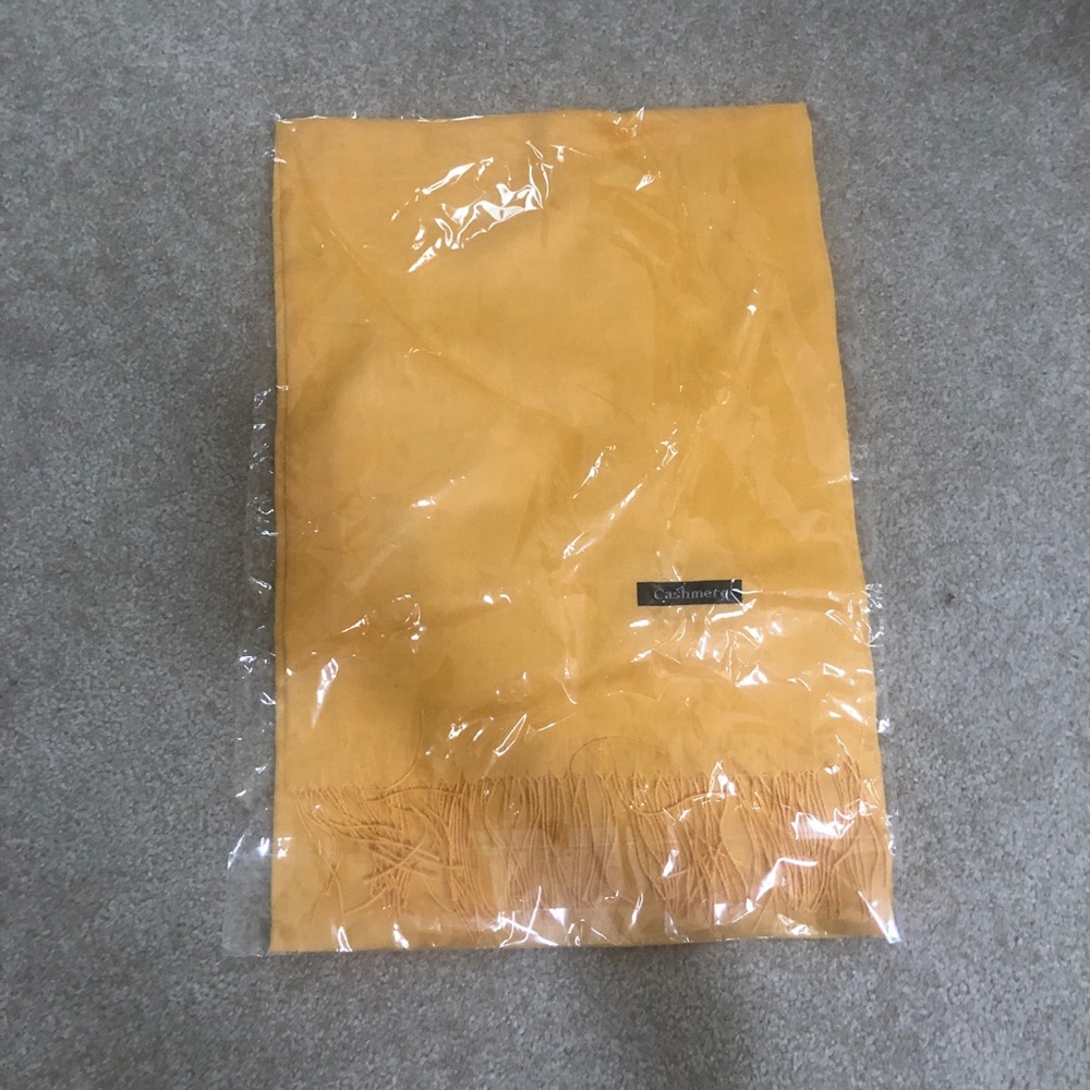 Yellow cashmere scarf